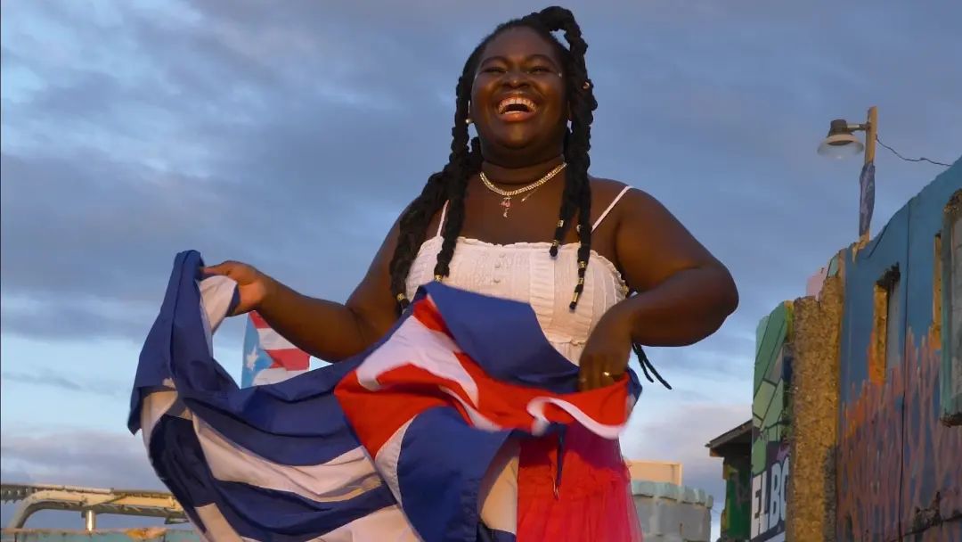 Daymé Arocena lanza su nuevo sencillo «Para Mover Los Pies»